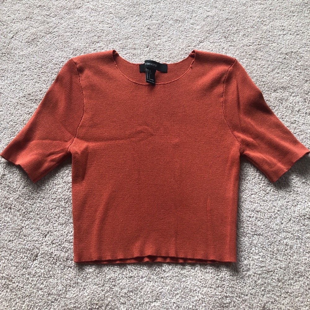 FOREVER 21 CROP TOP